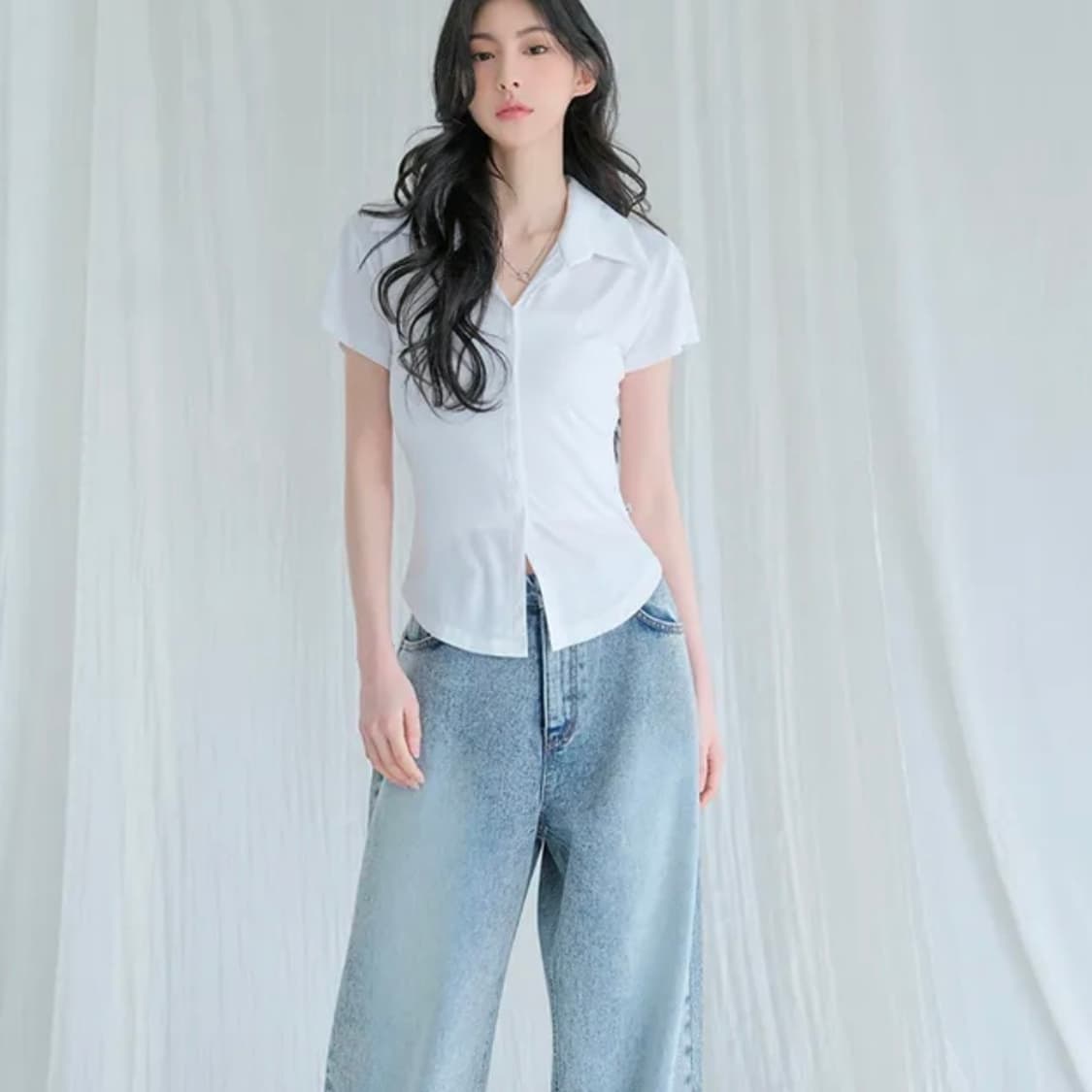 새상품 어반드레스 소피 카라 숏 슬리브 반팔티셔츠 m 상품이미지2