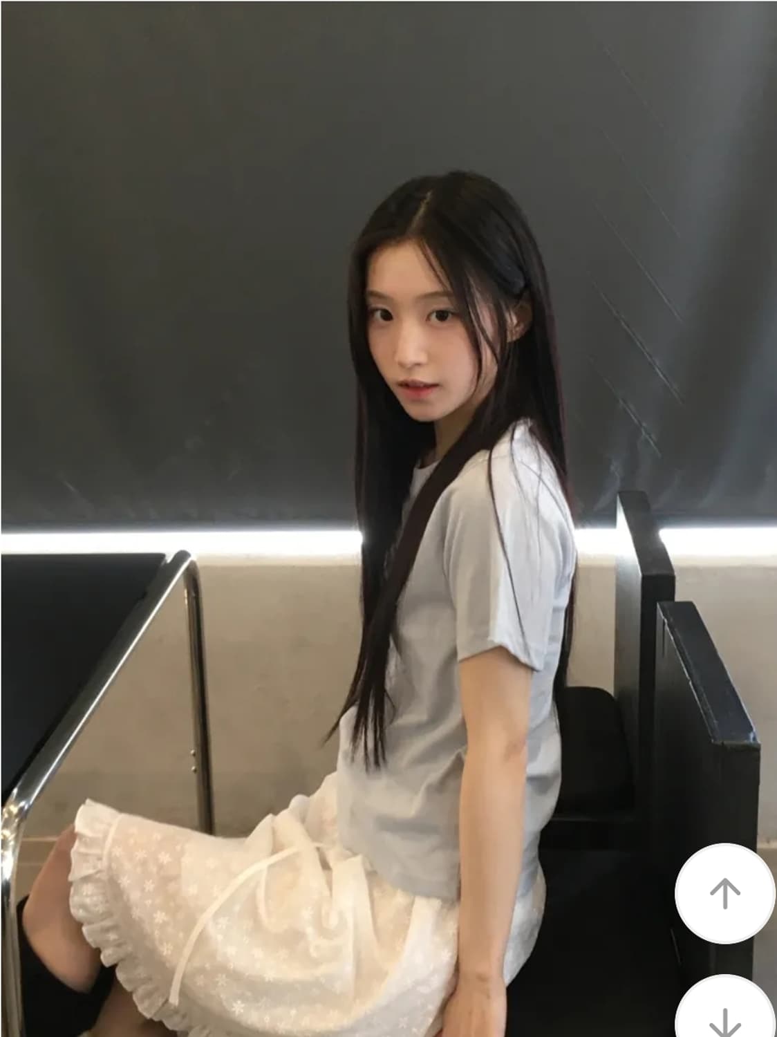 [새상품] 플라워 패치 반팔티셔츠 상품이미지7