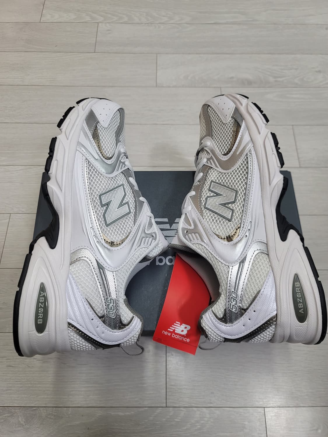 (275)뉴발란스 530 화이트 실버[대전 직거래도 가능] 상품이미지1