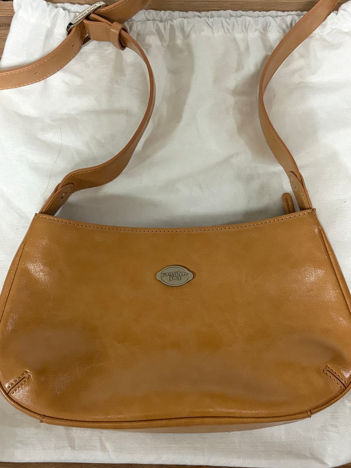 썸웨어버터 fle two-way bag - caramel 상품이미지3