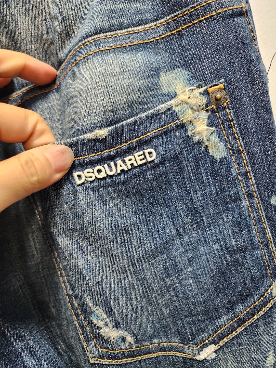 디스퀘어드2 데미지 데님 상품이미지3