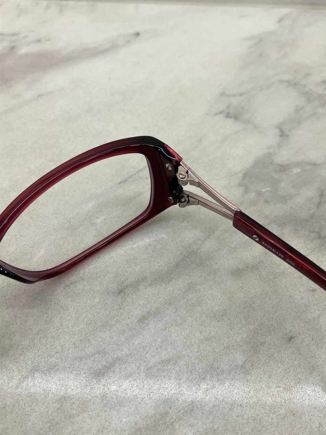 셀린디옹 Celine Dion 바이올렛 소프트 스퀘어 큐빅 뿔테 안경 상품이미지3