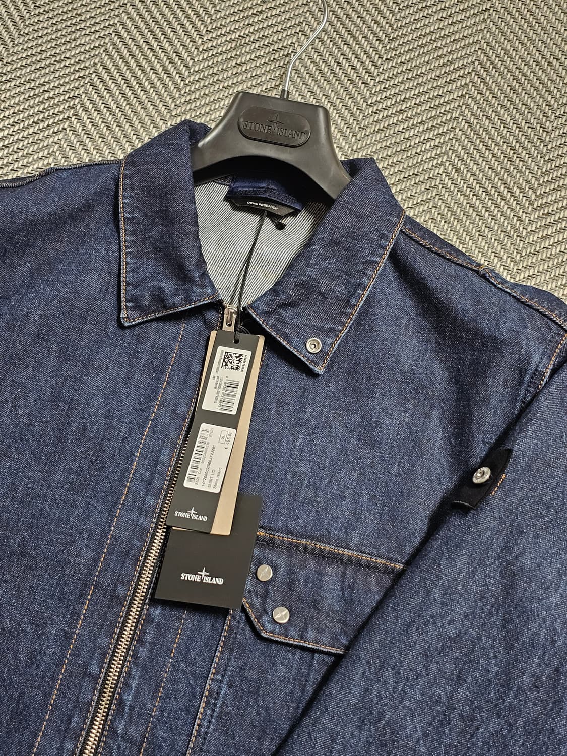 스톤아일랜드 데님 리서치 지퍼 디테일 오버셔츠 26SS (새 상품) 상품이미지2