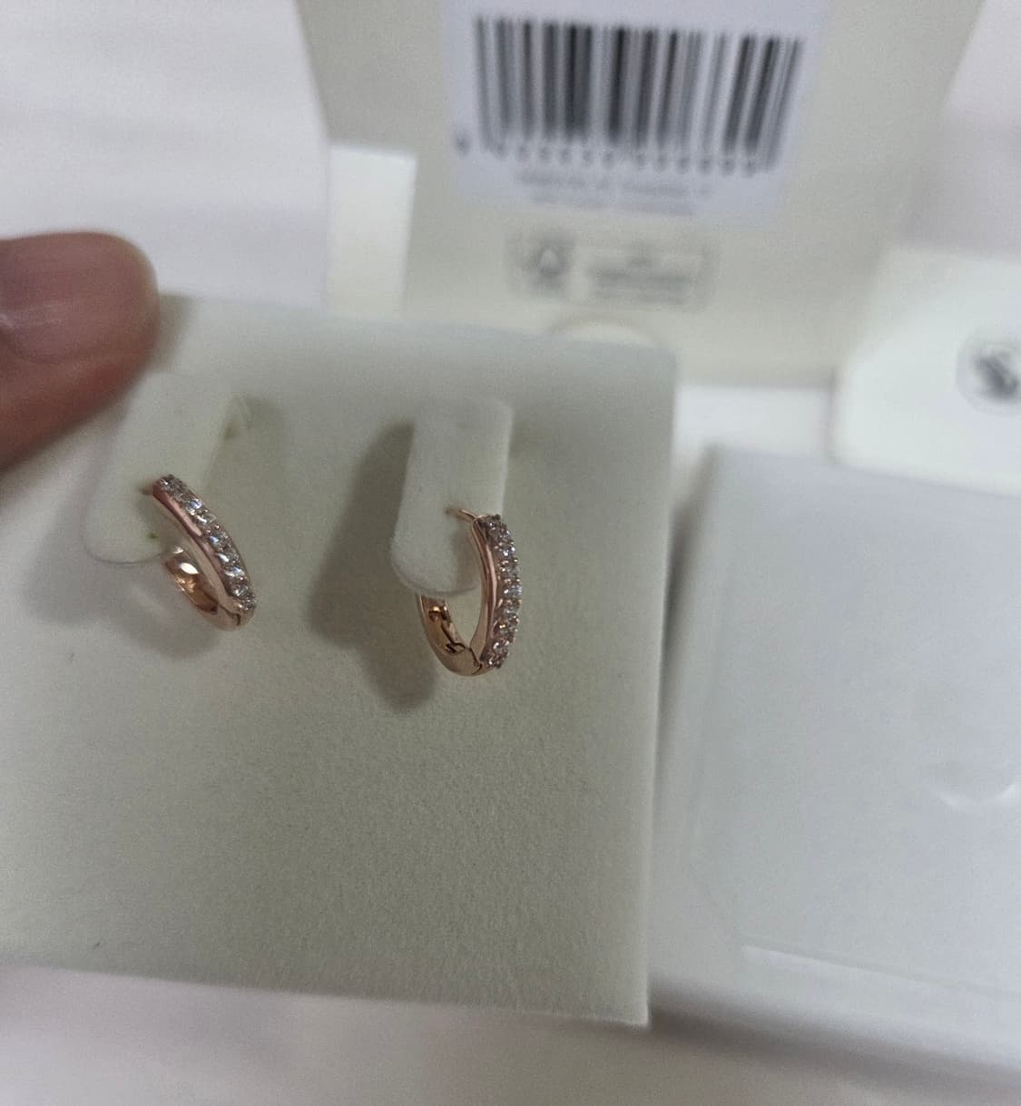 새제품)스와로브스키 후프 귀걸이 정품 상품이미지9