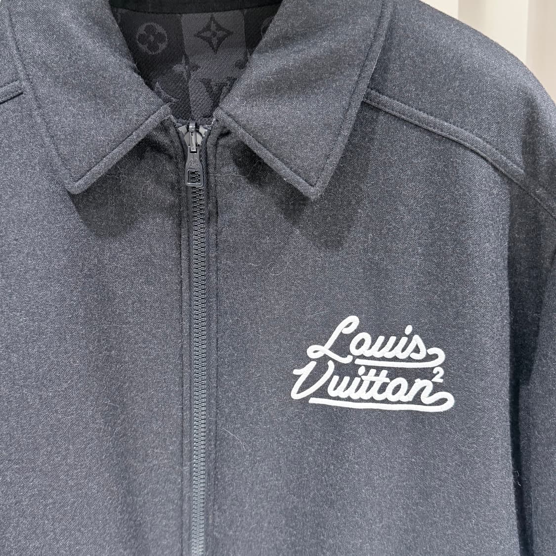 (A+/52) / 루이비통 니고 모노그램 리버시블 패디드 블루종 자켓 상품이미지4