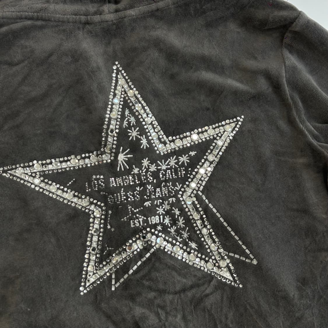 Guess  게스 백포인트 큐빅벨벳 후드집업 상품이미지6