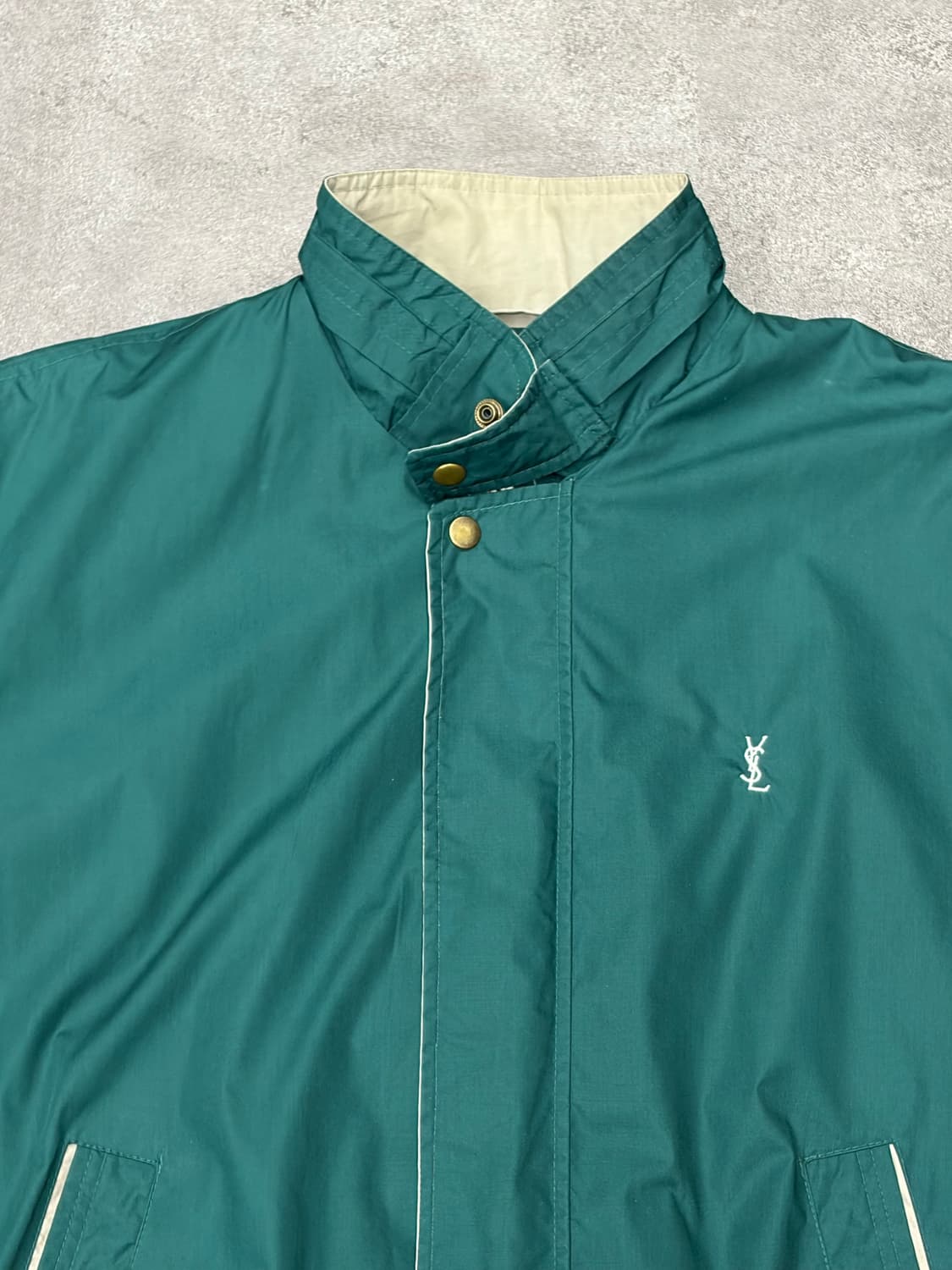 YSL 입생로랑 그린색 바람막이 자켓 상품이미지2
