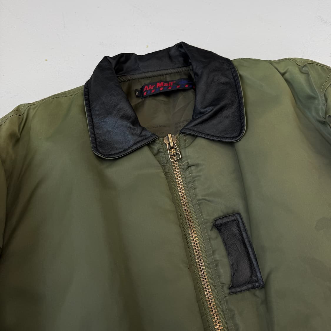 JPN 제팬 레더카라 페이딩 카키 MA-1 항공 자켓 상품이미지3