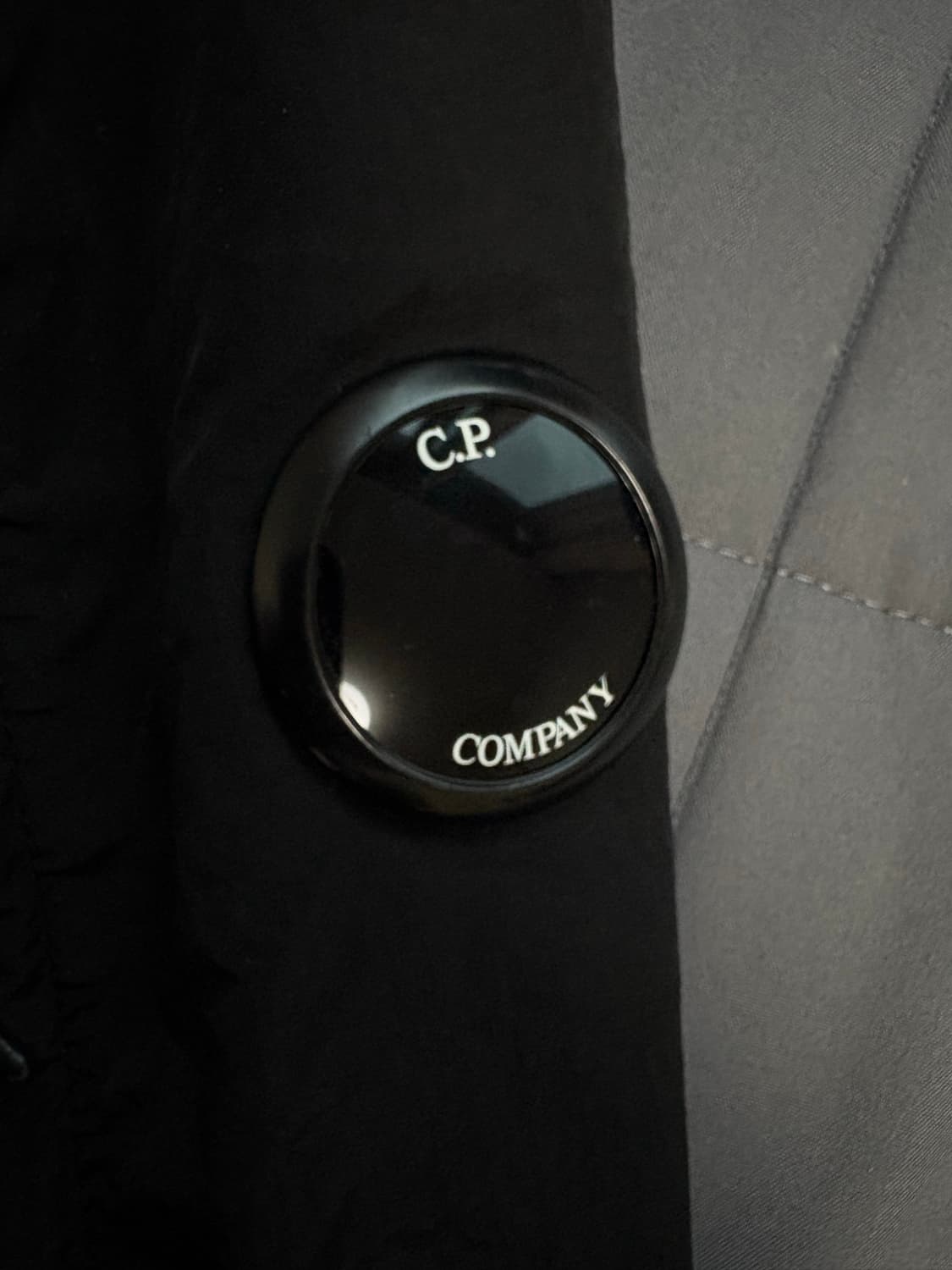 cp컴퍼니 크롬 오버셔츠자켓  상품이미지2