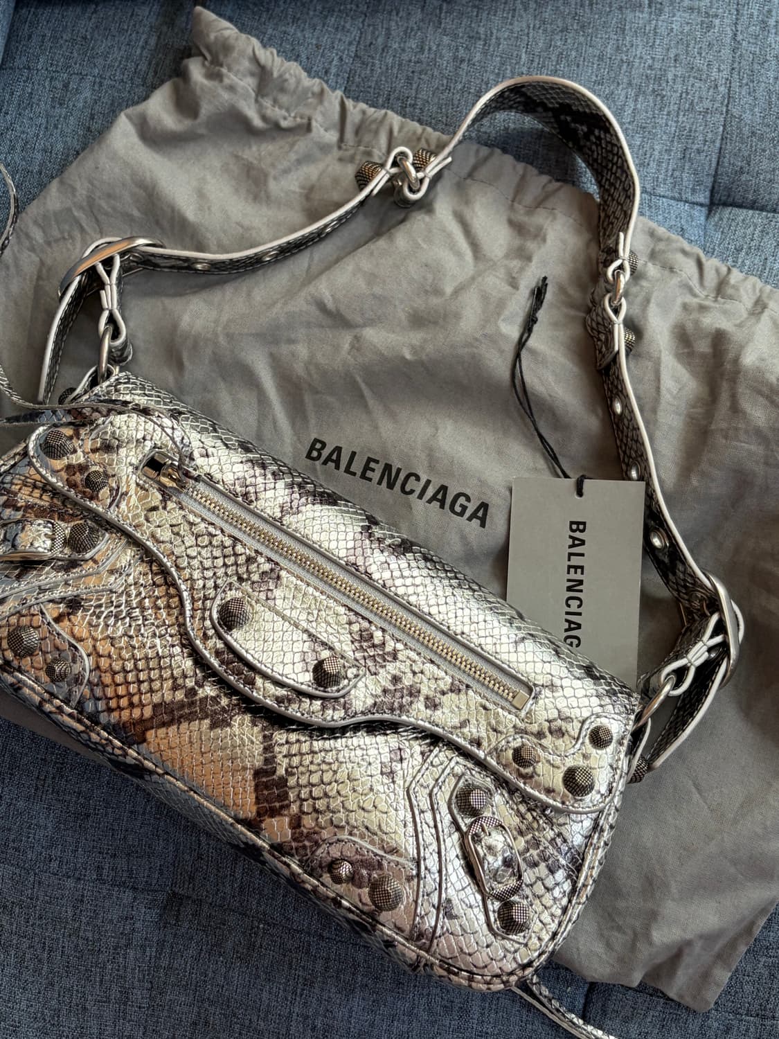 발렌시아가 르카골 슬링백 S 스몰 실버 상품이미지1