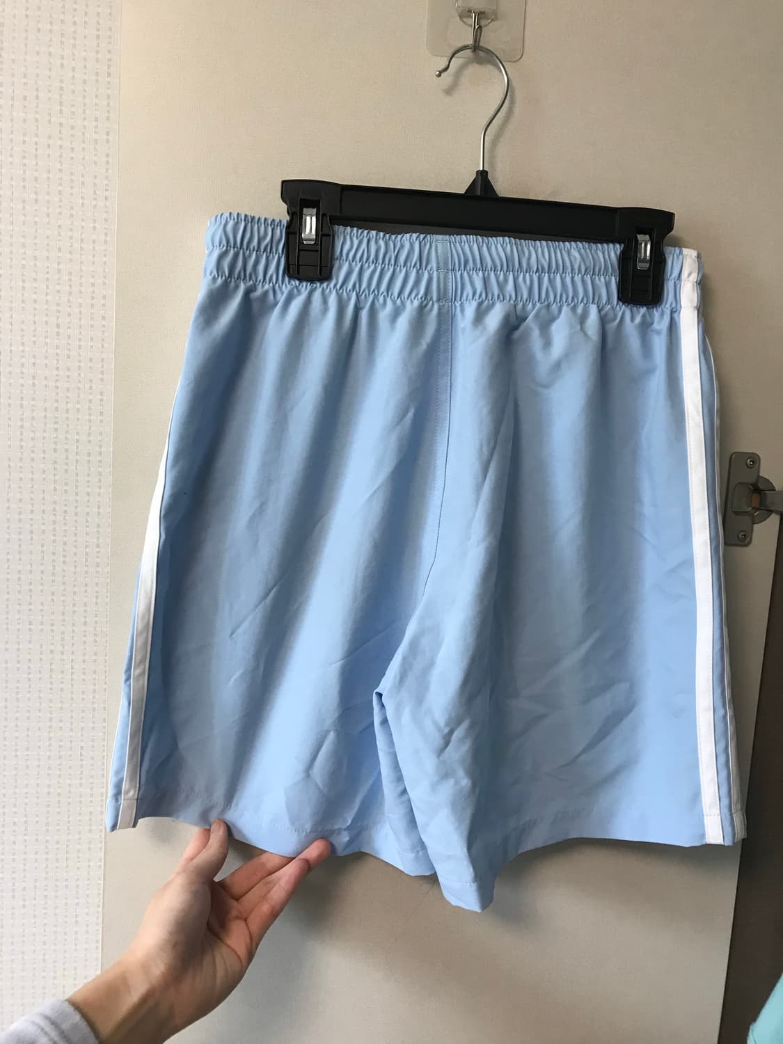 아디다스 하늘색 반바지 상품이미지3