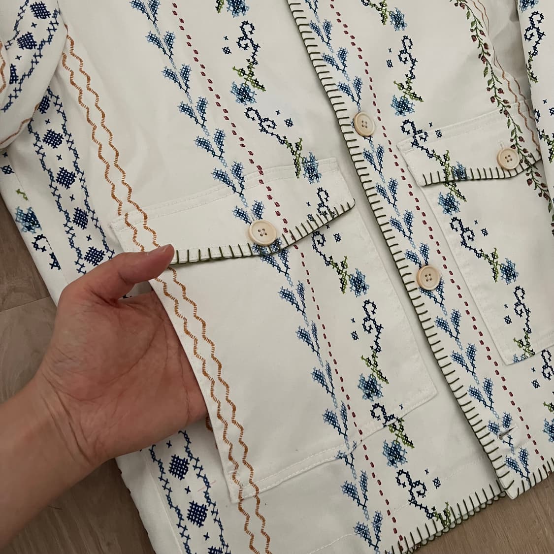 [ZARA] 자라 플로럴 자수 패턴 셔켓 상품이미지4