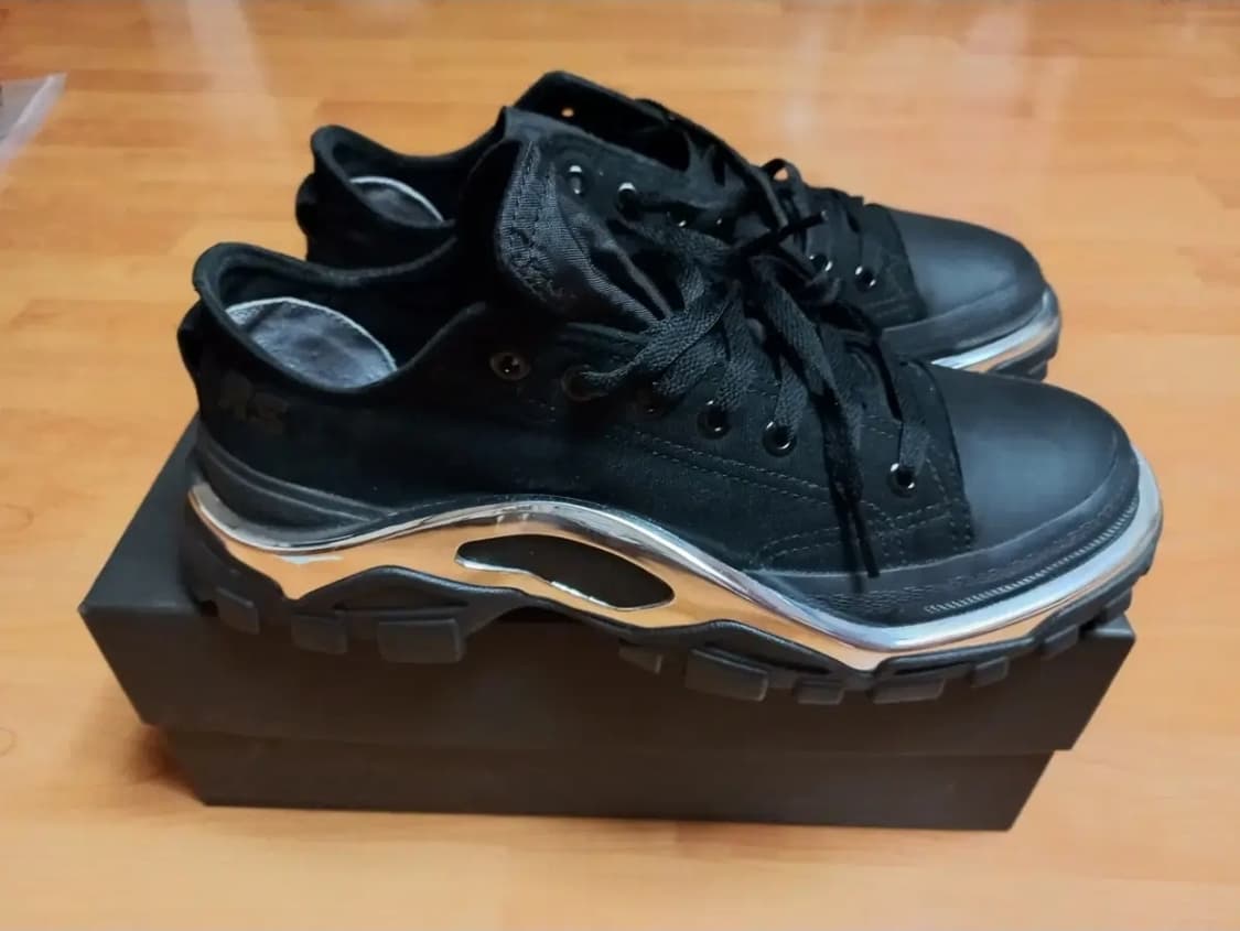 라프시몬스 아디다스 디트로이트 러너 블랙 상품이미지4