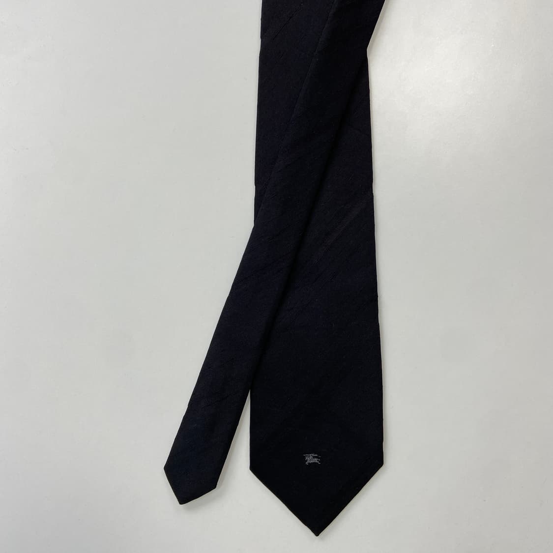 버버리 (Burberry) 심플로고 정품 명품 블랙 넥타이 상품이미지1