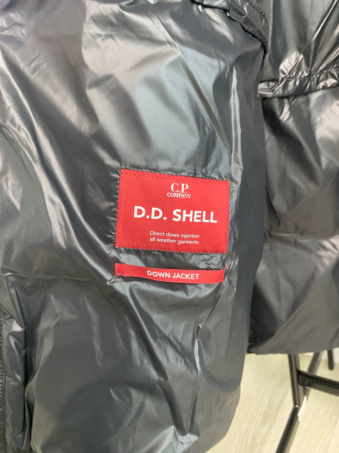 cp컴퍼니 dd쉘 디디쉘 24fw 블랙 상품이미지5
