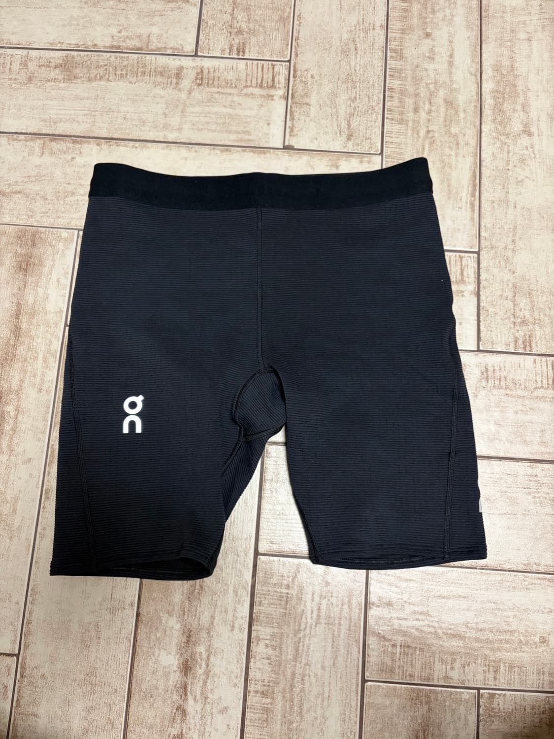 온러닝 페이스 타이즈 M 판매 상품이미지1