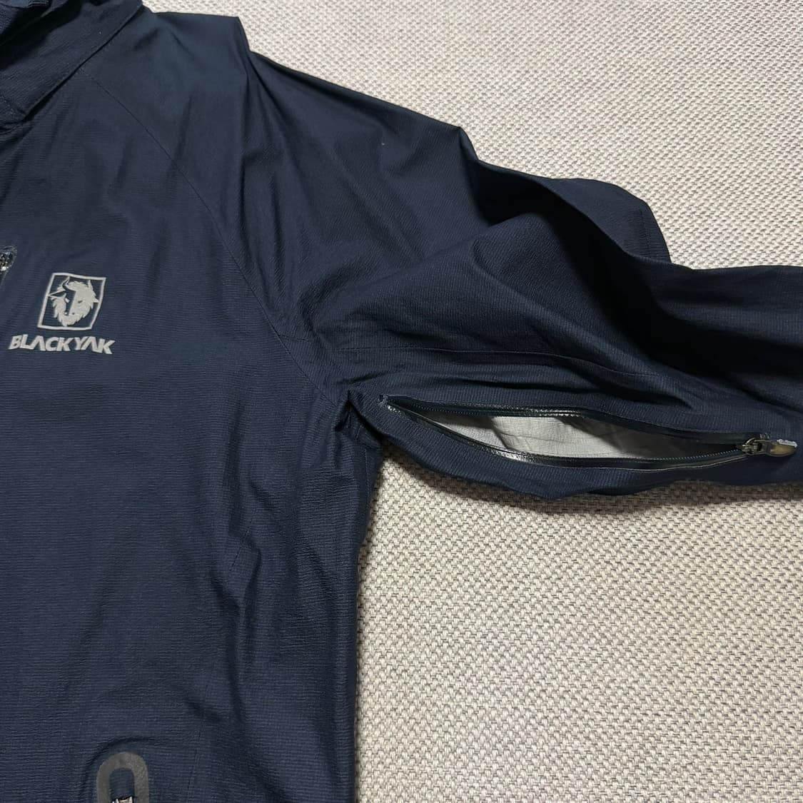 블랙야크 경량 바람막이 자켓 상품이미지3