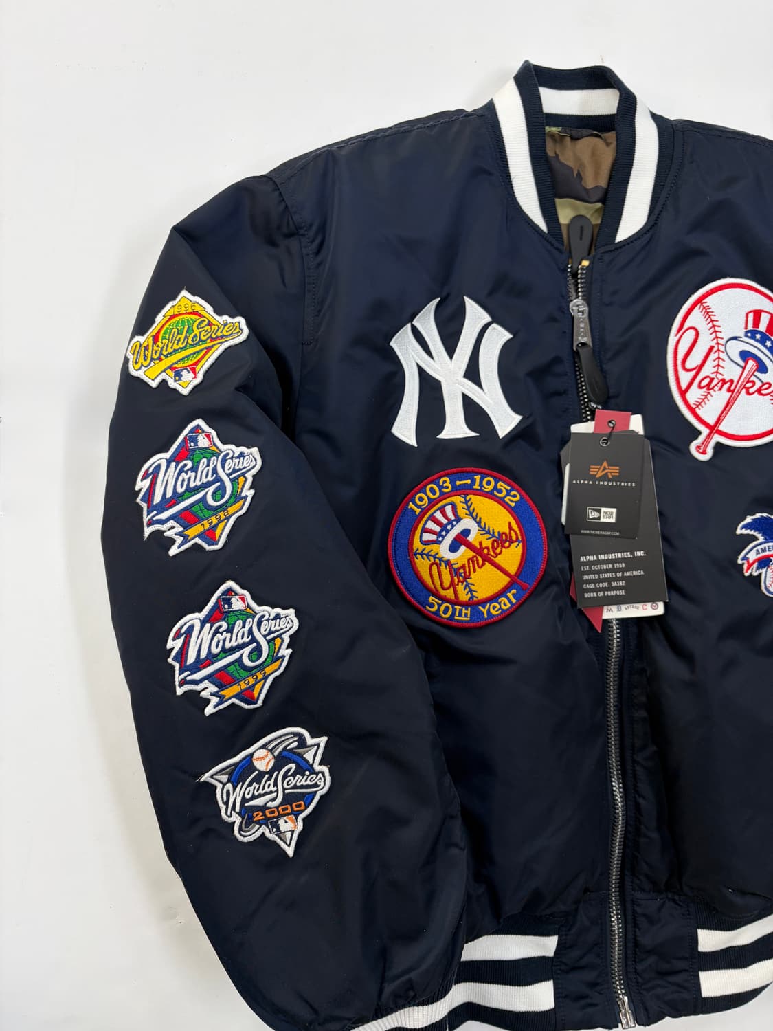 알파인더스트리×뉴에라 뉴욕 양키스 리버서블 MA-1 패딩 자켓 상품이미지2