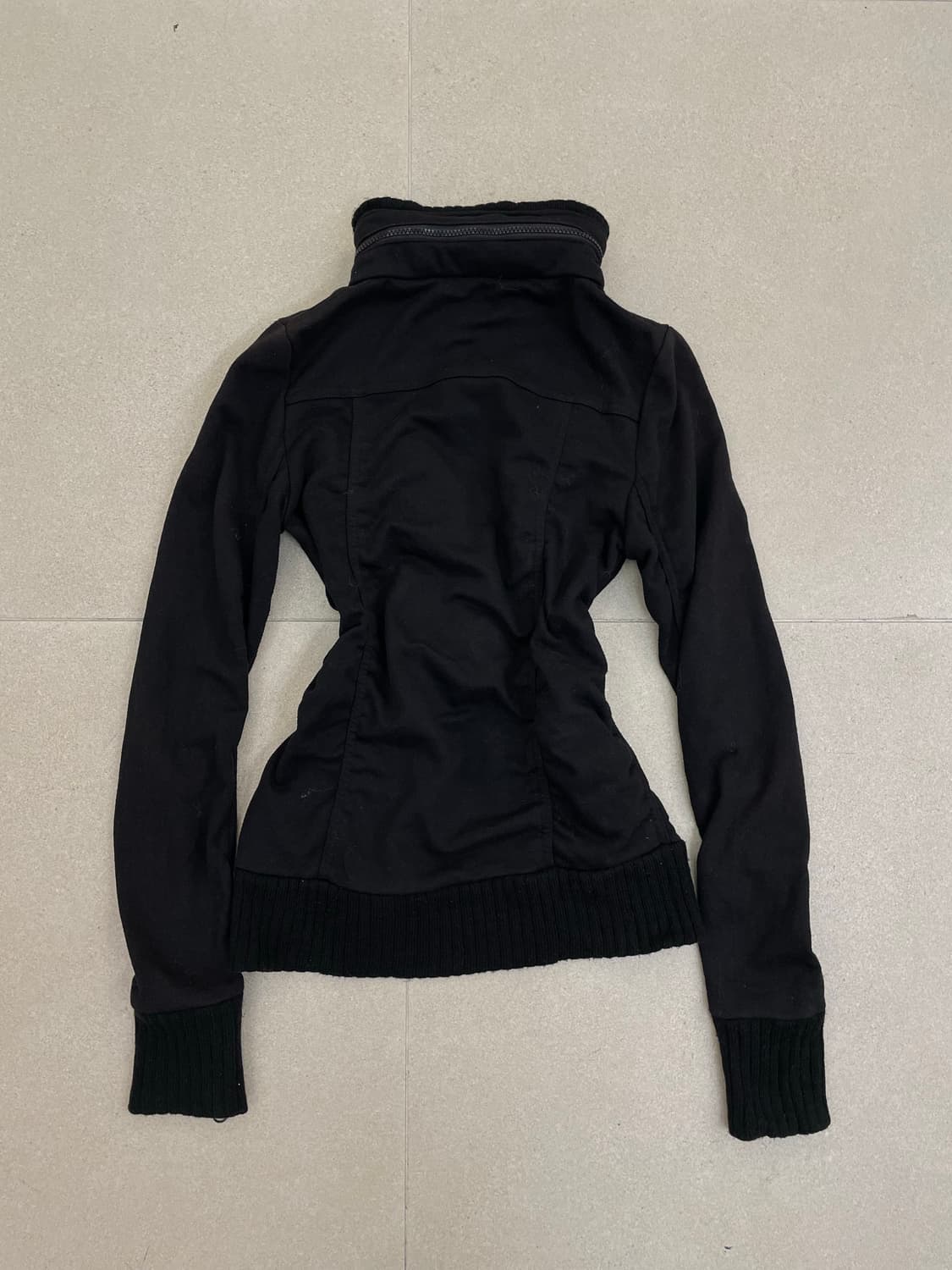 y2k 셔링 블랙 집업 상품이미지4