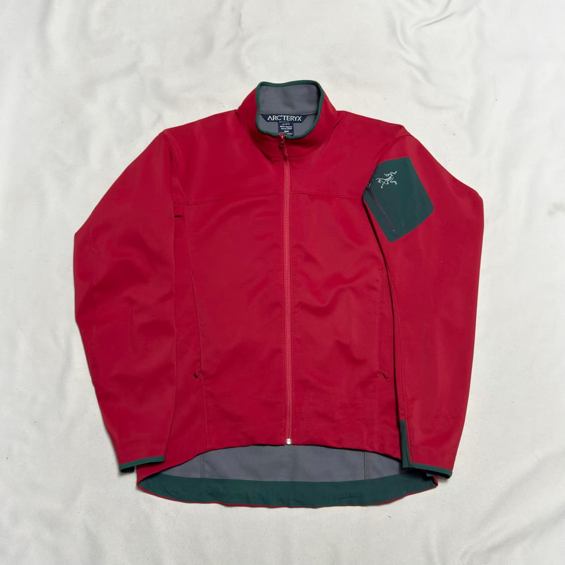 M 아크테릭스 엡실론 AR 소프트쉘 자켓 상품이미지2