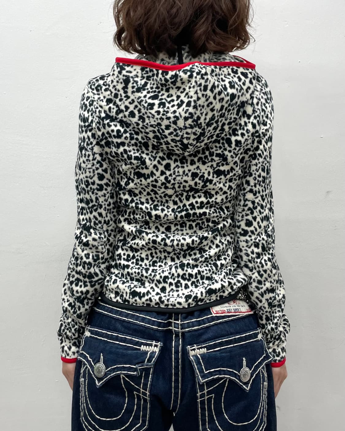 Red-lined cow hooded zip-up 상품이미지3