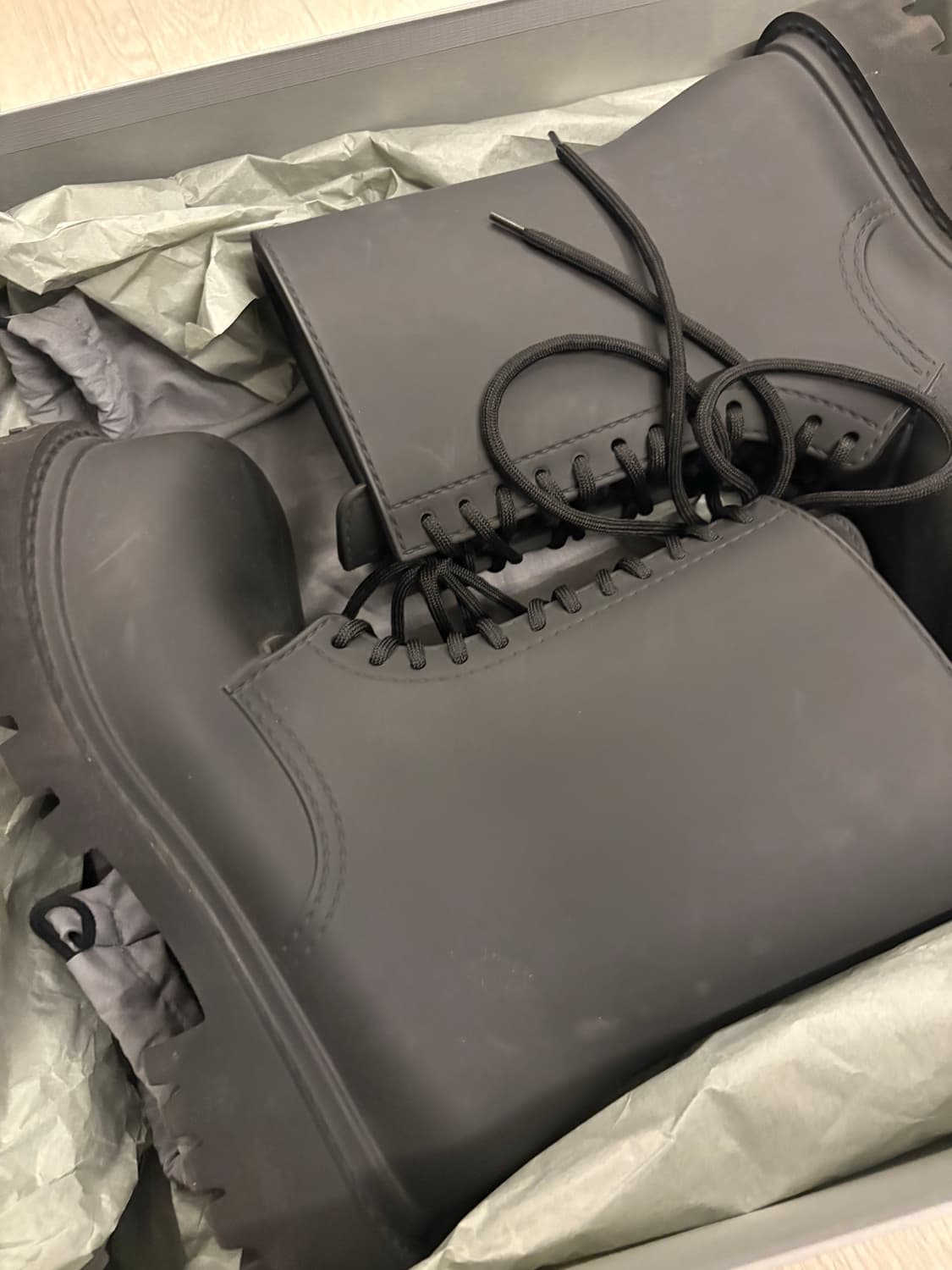 발렌시아가 스테로이드부츠 41 사이즈 상품이미지1