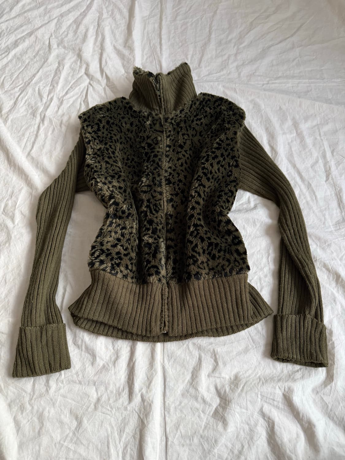 딥그린 골지 와투케 갸루 호피 퍼 집업 상품이미지1