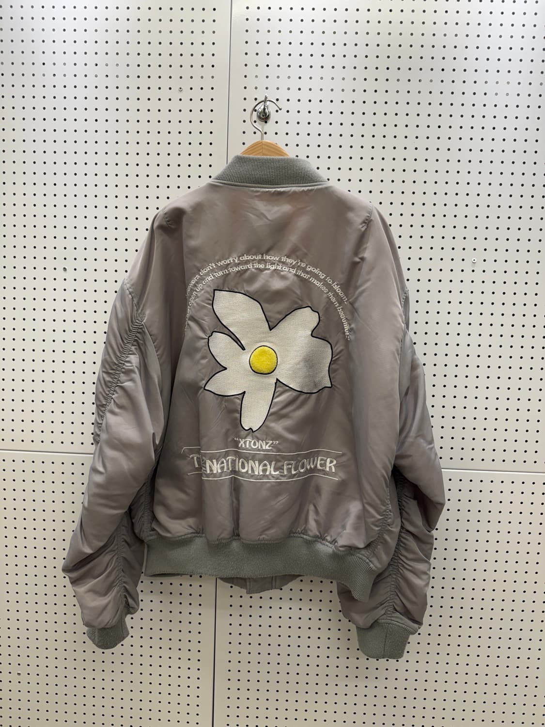 엑스톤즈 꽃자수 ma-1 항공점퍼 U1653 상품이미지3