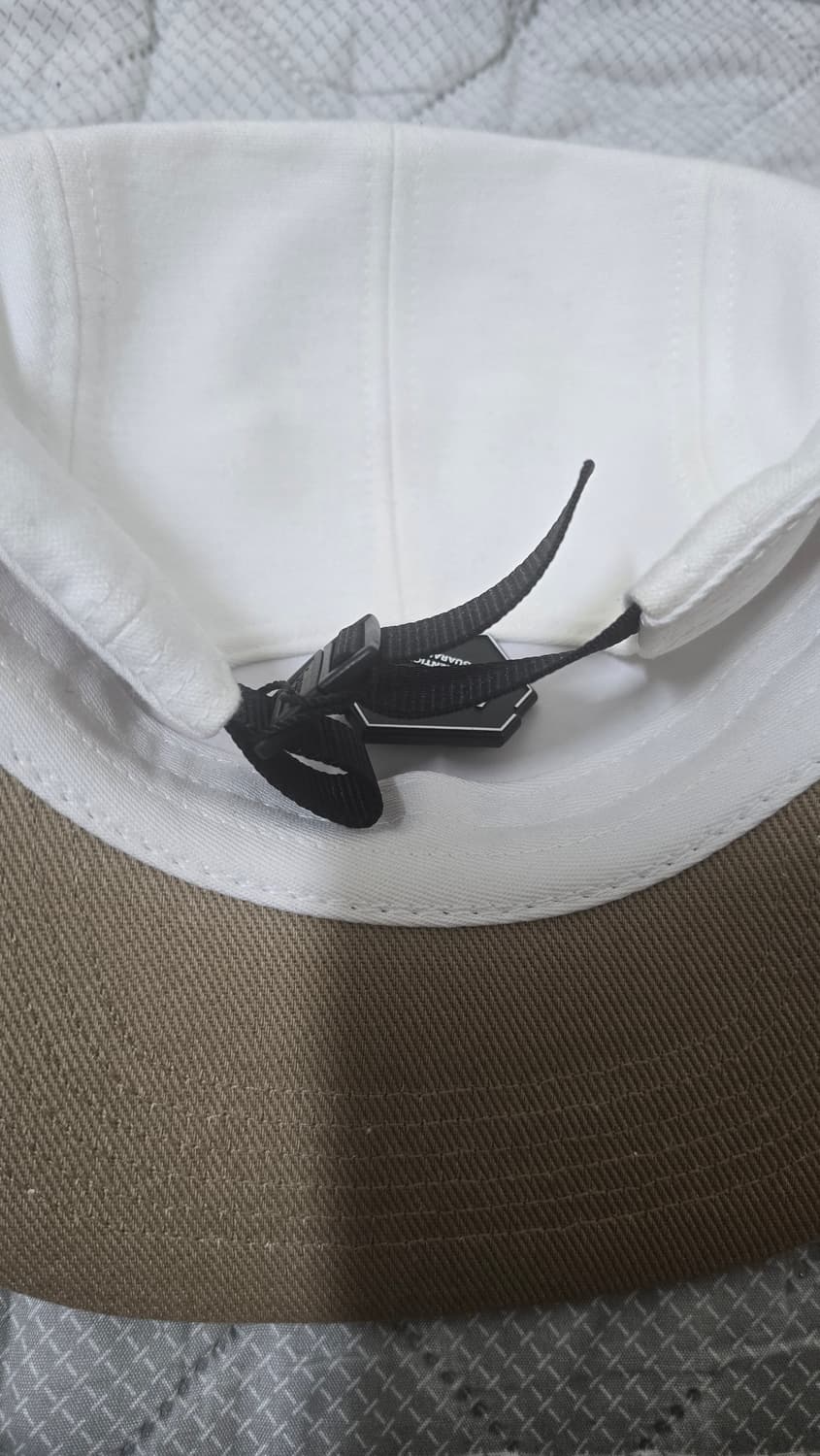 [새상품]슈프림 투톤 캠프캡 화이트 - 23FW 상품이미지2