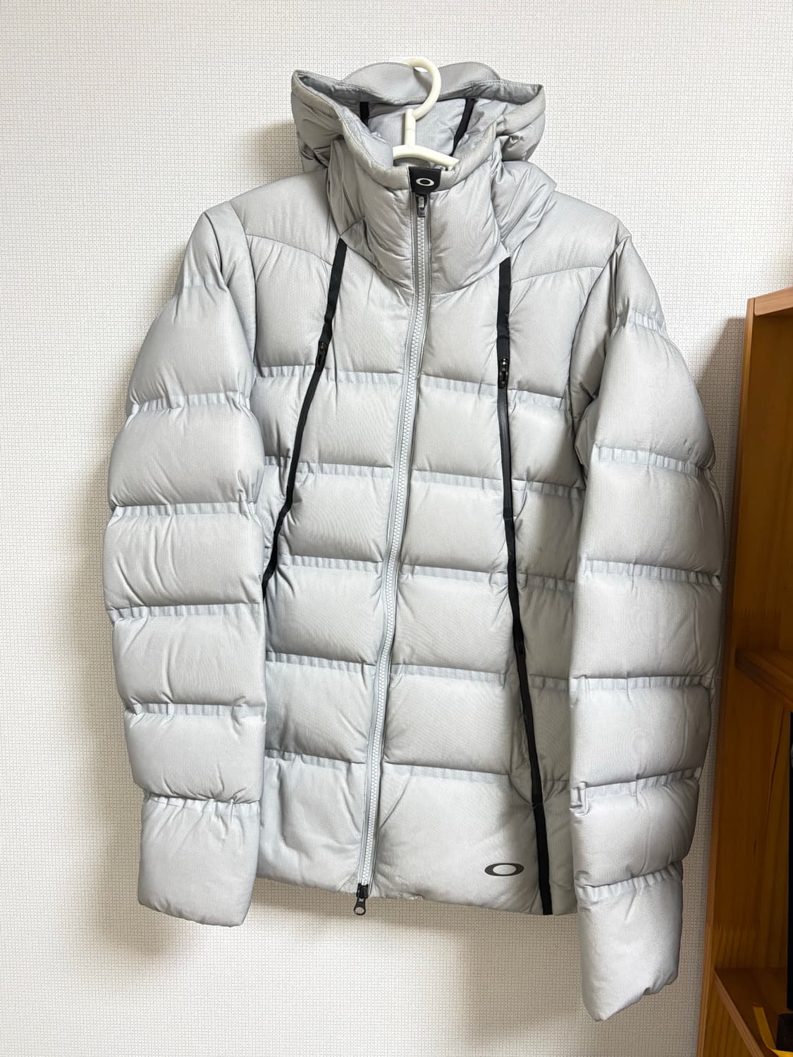 Oakley 오클리 경량 패딩 상품이미지1