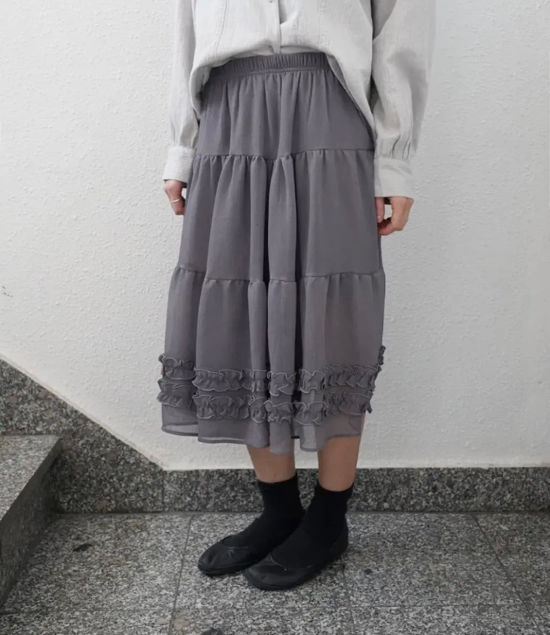 피에브레 CHIFFON FRILL MIDI SKIRT 상품이미지2