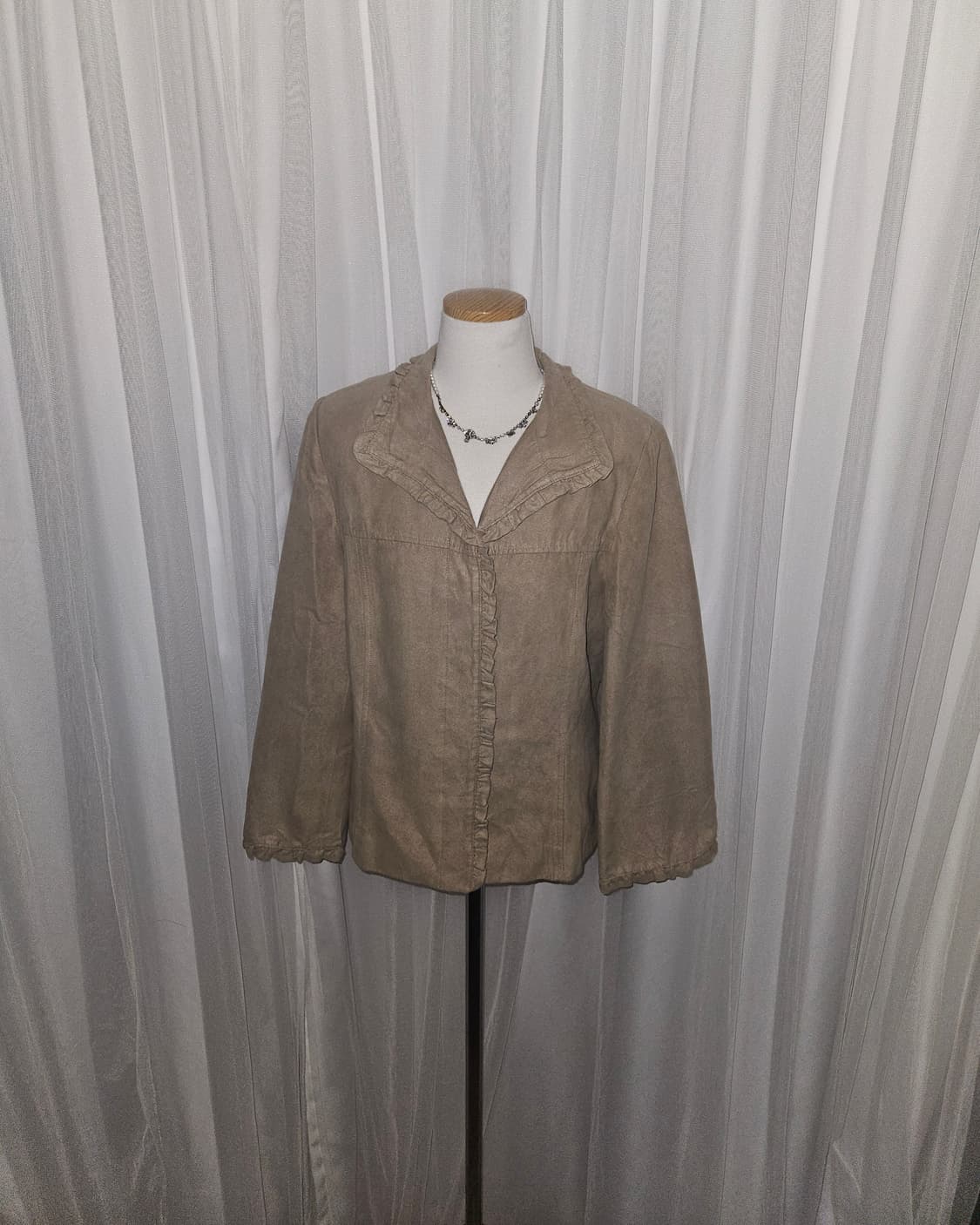 Beneoowars 라떼갸루 카라멜라떼 레이스 자켓 상품이미지1