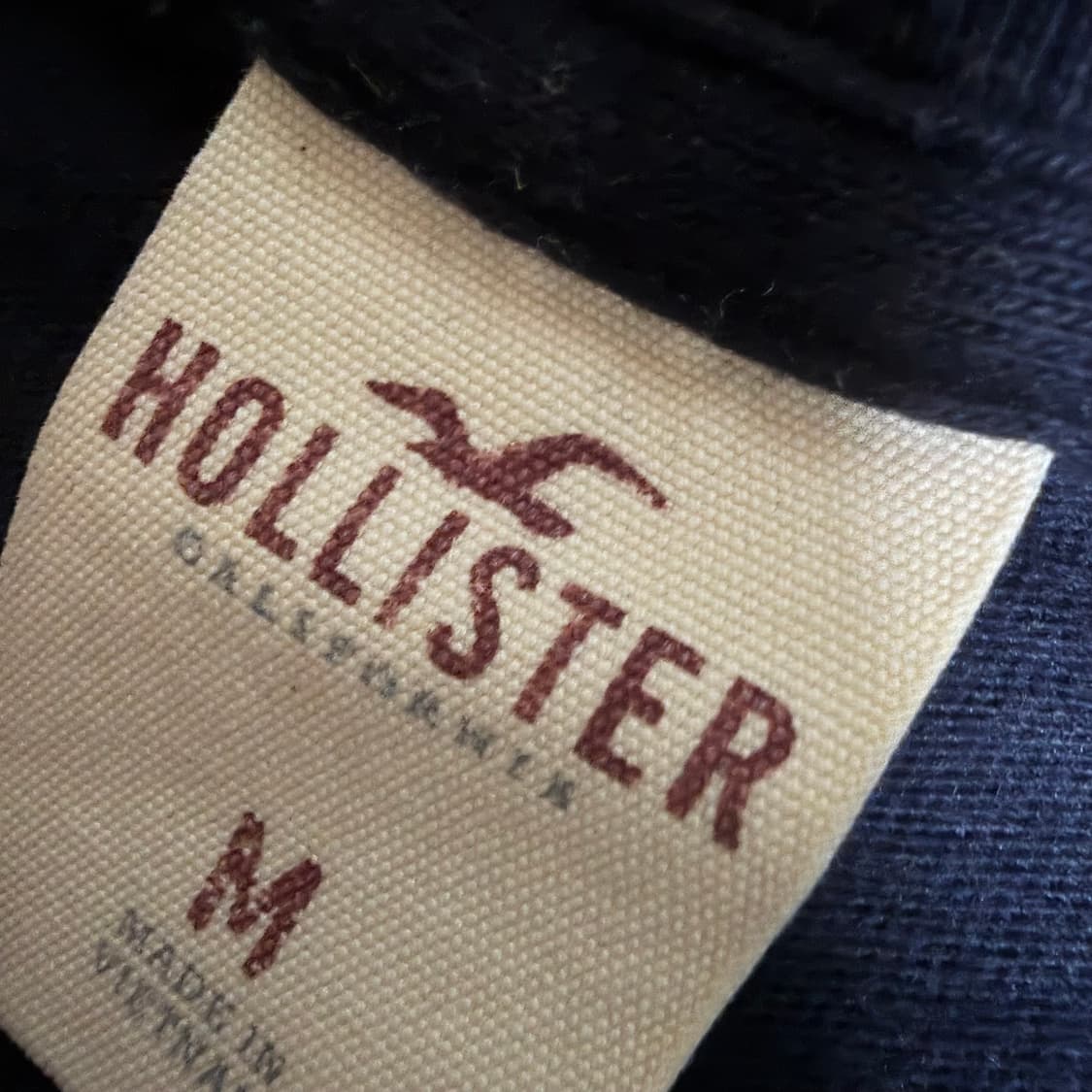 홀리스터 네이비 반팔티 M 상품이미지3