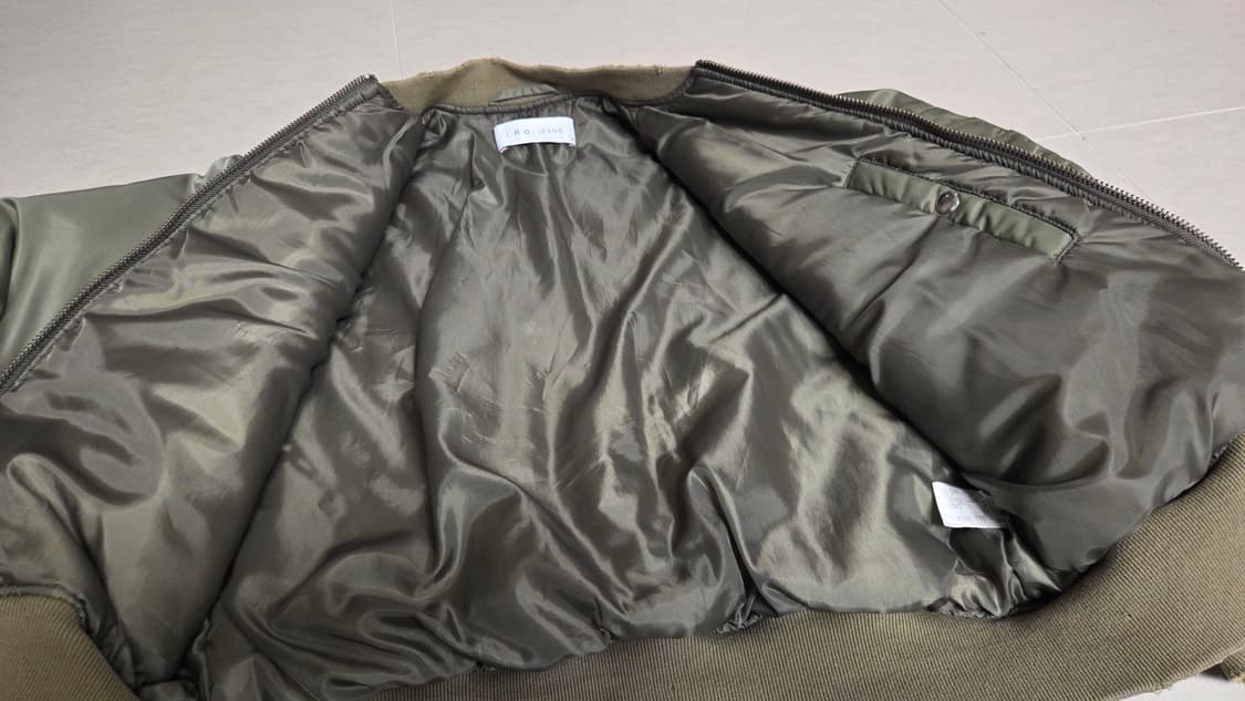 이로 (IRO) 아틸라 레이스업 봄버 항공 점퍼  상품이미지5