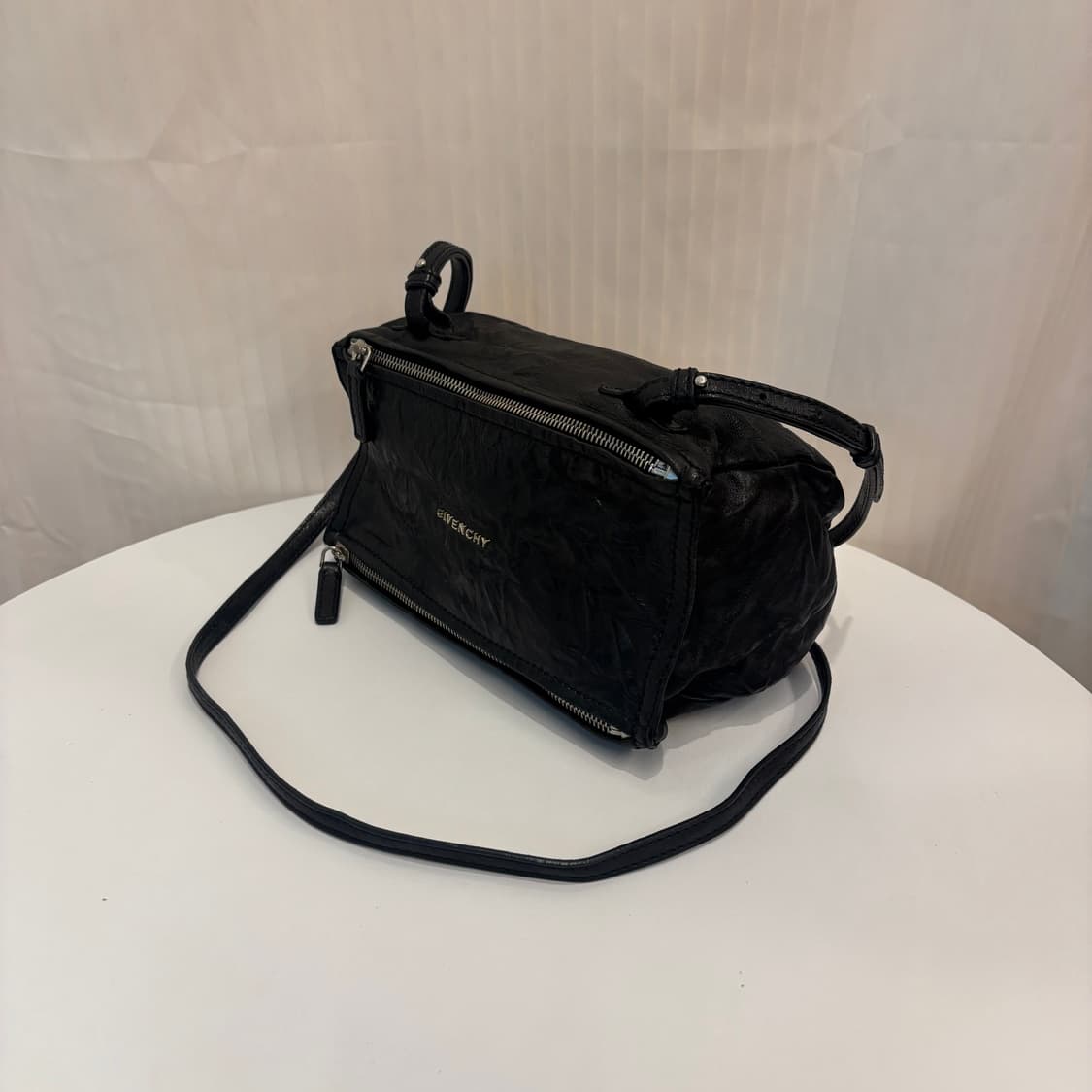 정품 지방시 판도라 링클 램스킨 미니     상품이미지3