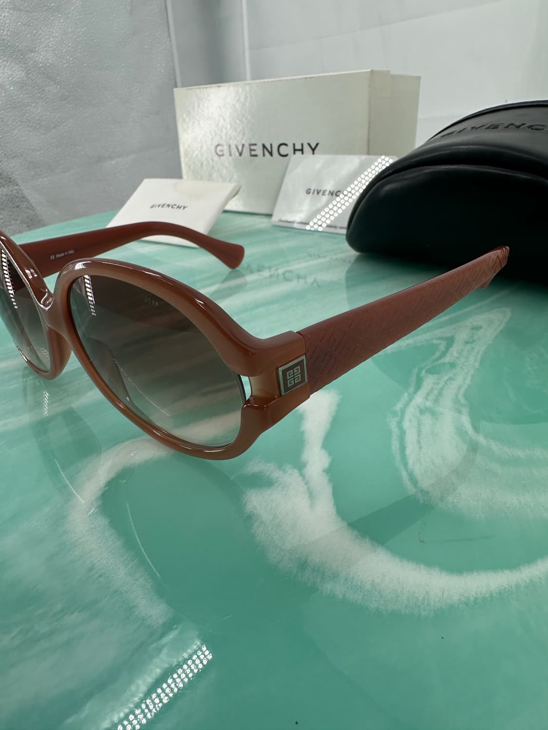 [새상품/무료배송] Made In Italy 지방시 선글라스 상품이미지3