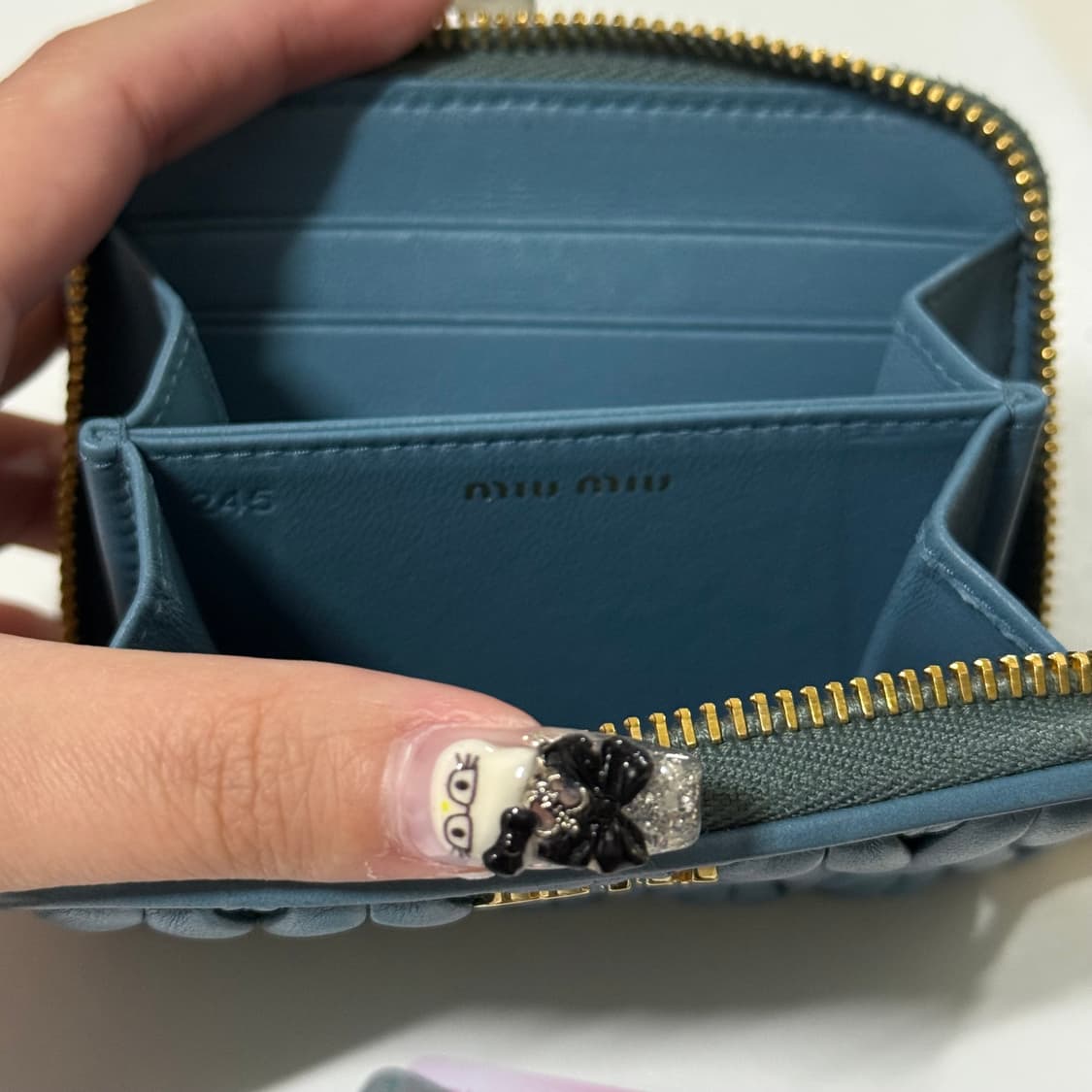 미우미우 마테라쎄 나파 가죽 동전 지갑 마리나 블루 상품이미지3