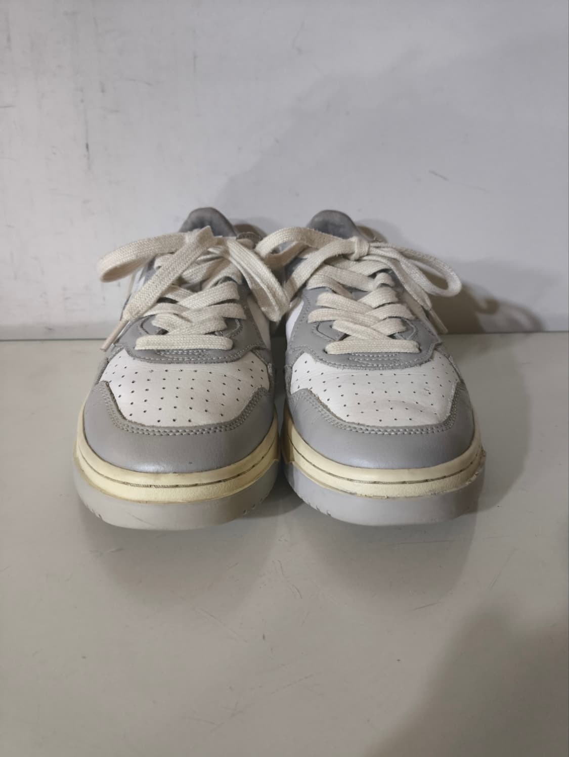 260mm 40 오트리 메달리스트 스니커즈 상품이미지3