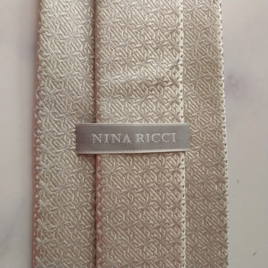 니나리치 넥타이 아이보리 9CM A+등급  K2126
 상품이미지3