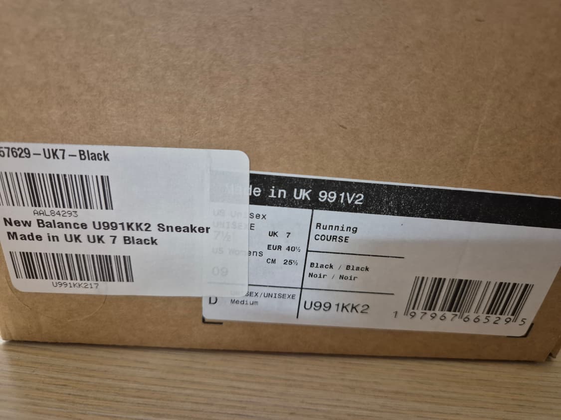 뉴발 991v2 코어블랙 트리플블랙 상품이미지3