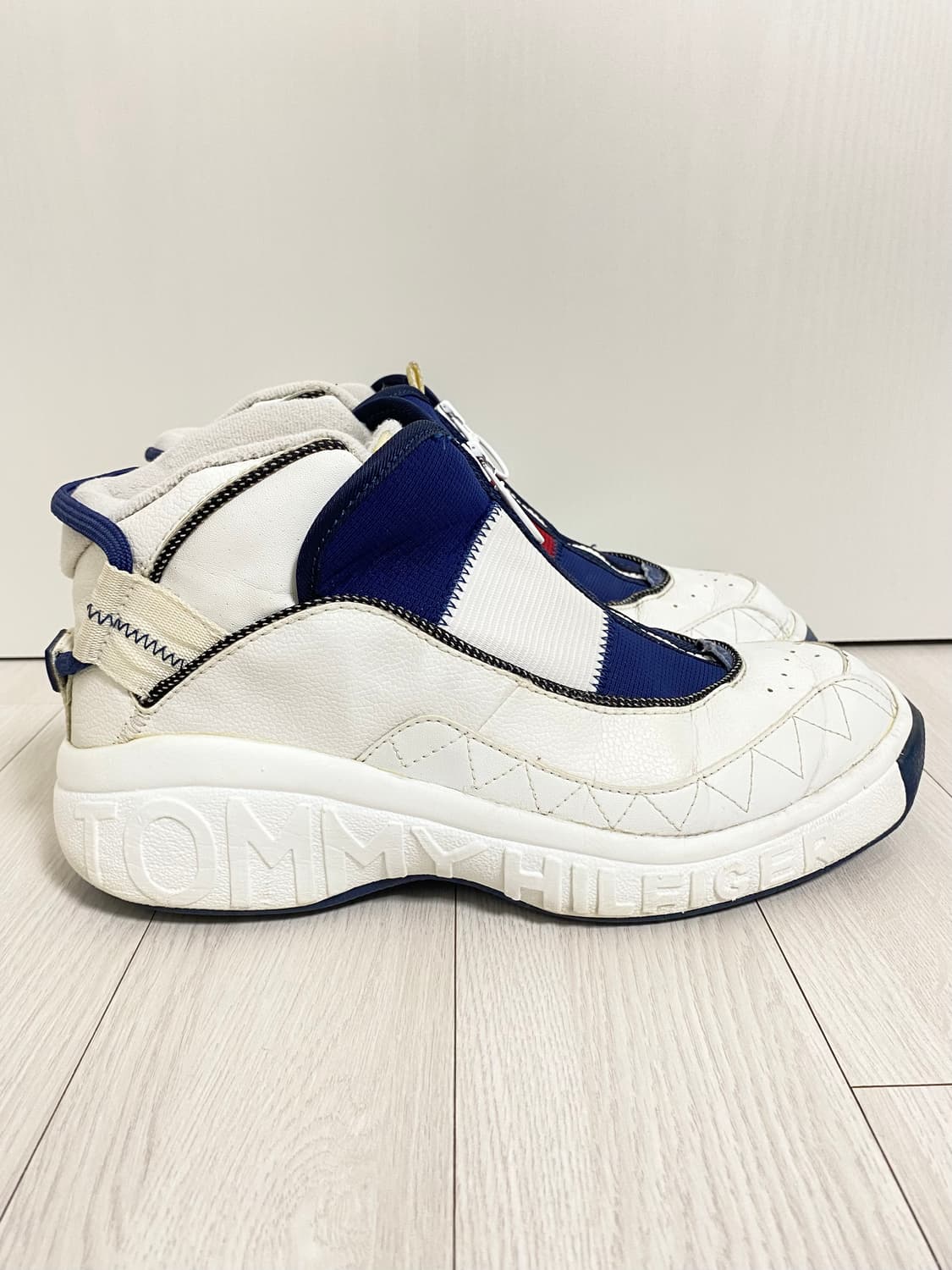 1997년 TOMMY HILFIGER SNEAKERS OG 상품이미지6