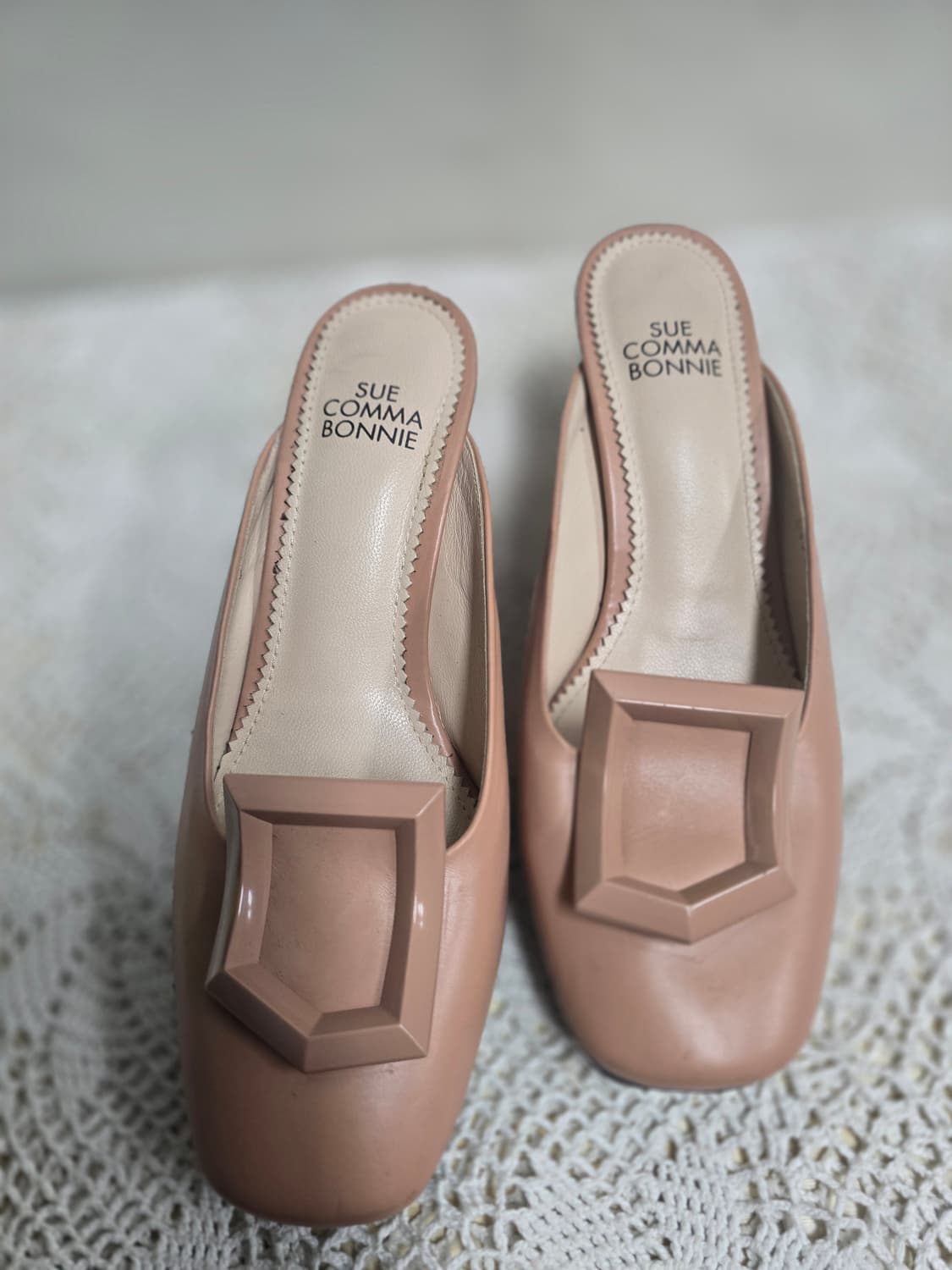 슈콤마보니 뮬 37(230~235) 상품이미지1