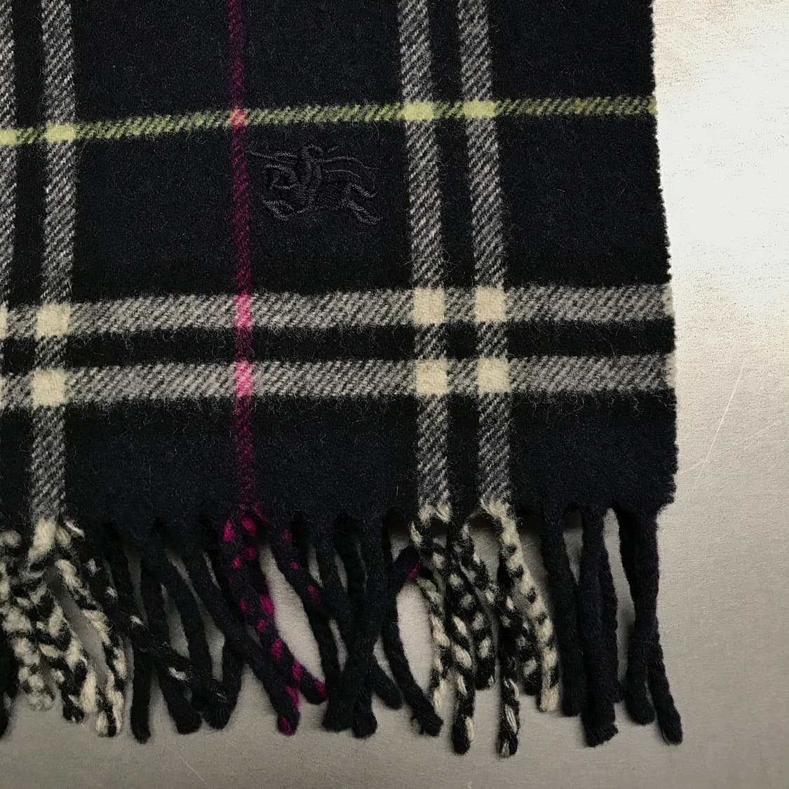 버버리 정품 램스울 머플러 네이비 상품이미지4