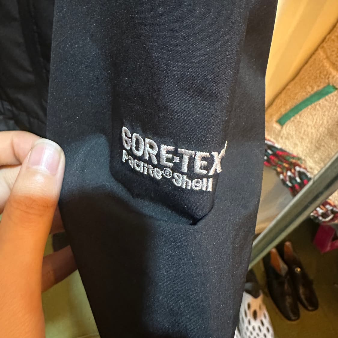 노스페이스 플라이트시리즈 고어텍스 팩라이트쉘 바람막이  상품이미지4