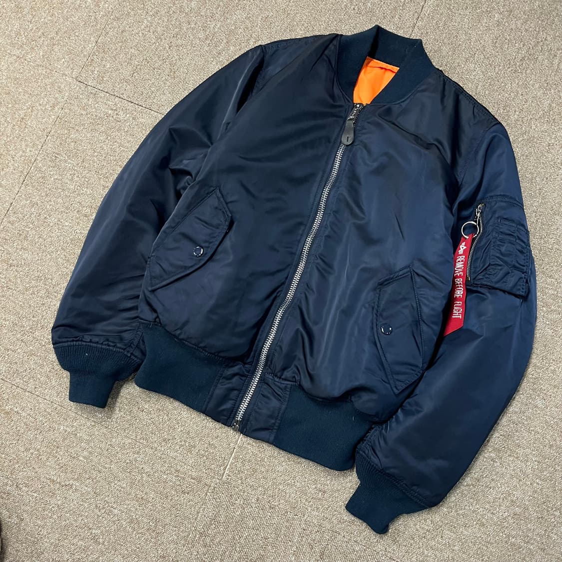  알파인더스트리 ma-1 항공자켓 상품이미지1