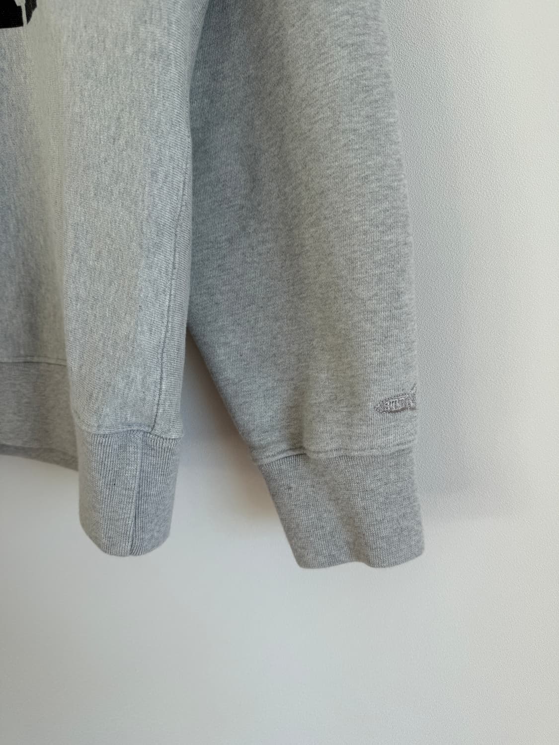 아웃스탠딩(OUTSTANDING) 맨투맨 상품이미지4