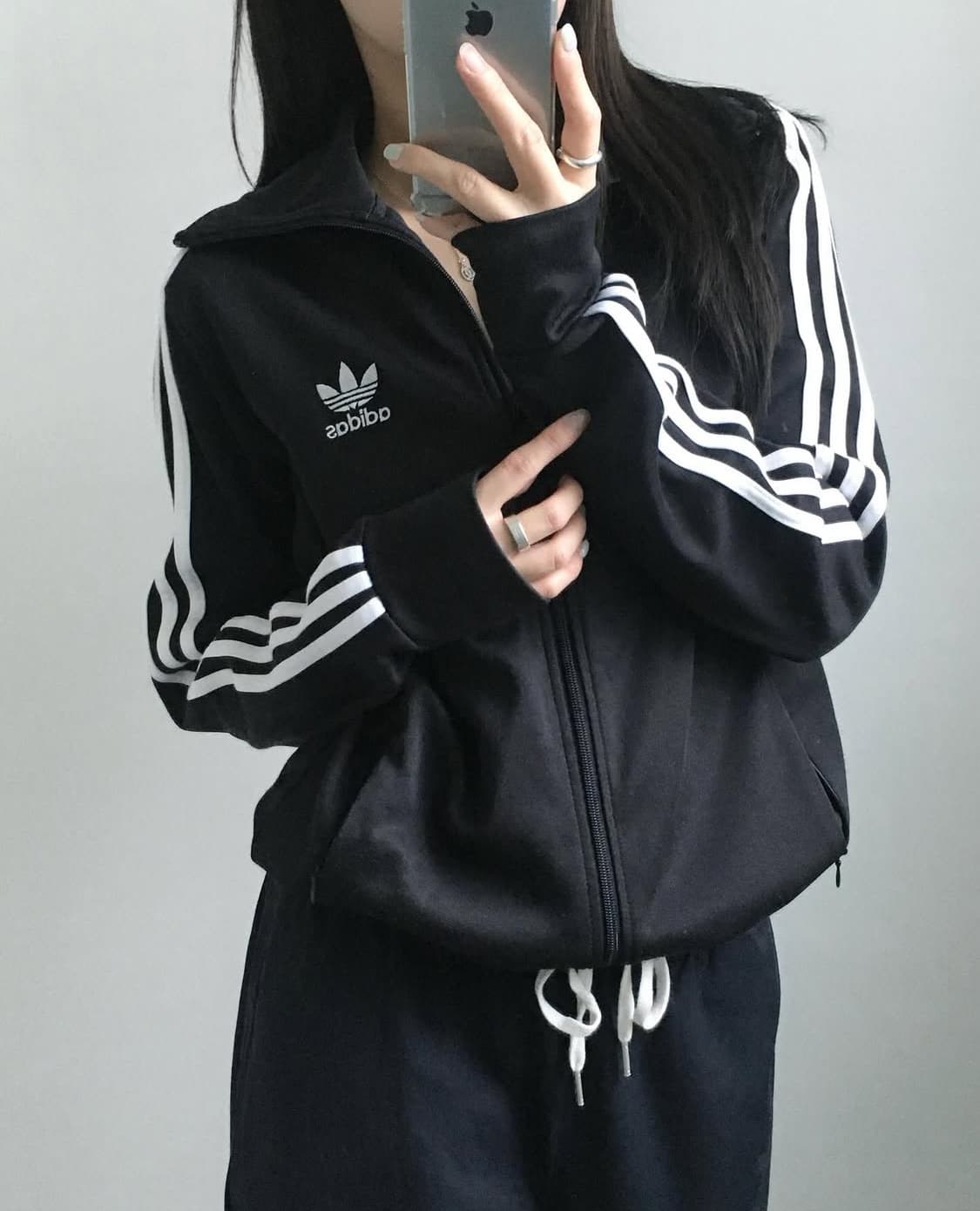 Adidas 아디다스 블랙컬러 유로파 트랙탑 상품이미지1