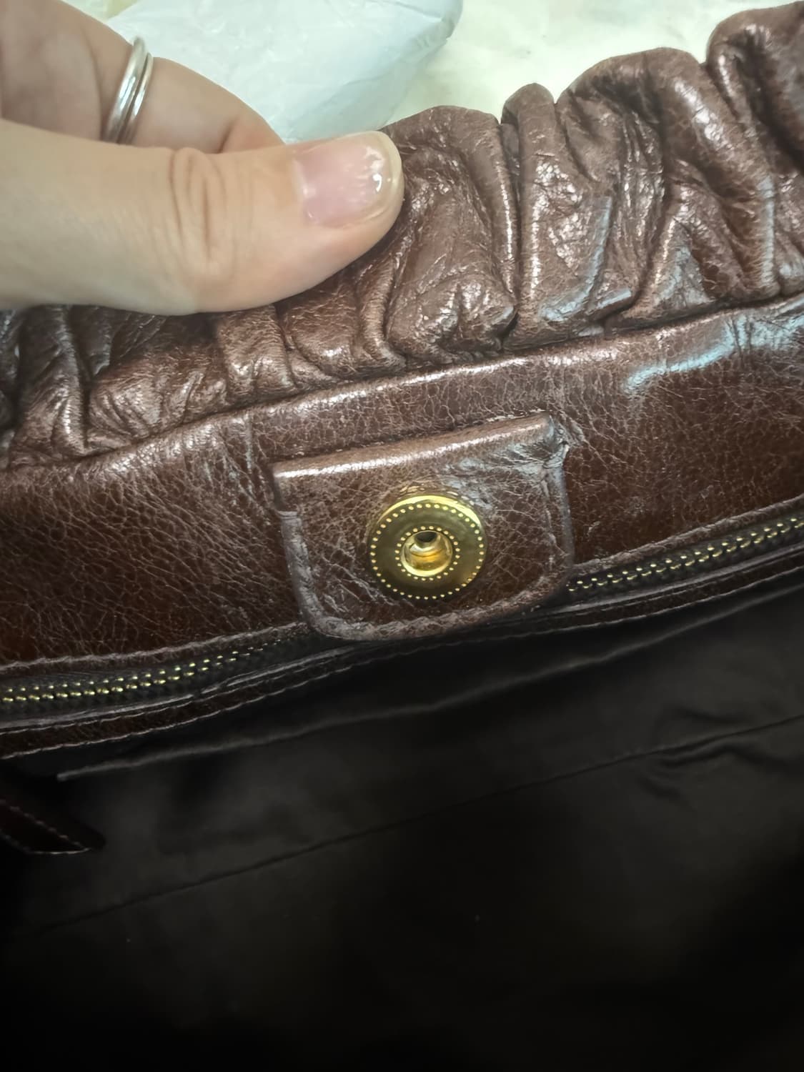 미우미우 브라운 비텔로 백 스칸디백 상품이미지6