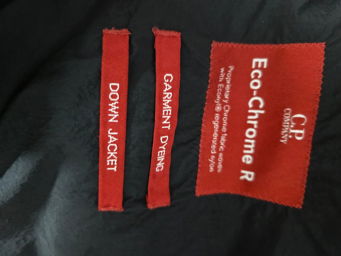 Cp컴퍼니 크롬R  고글 후드 패딩 XL 상품이미지3