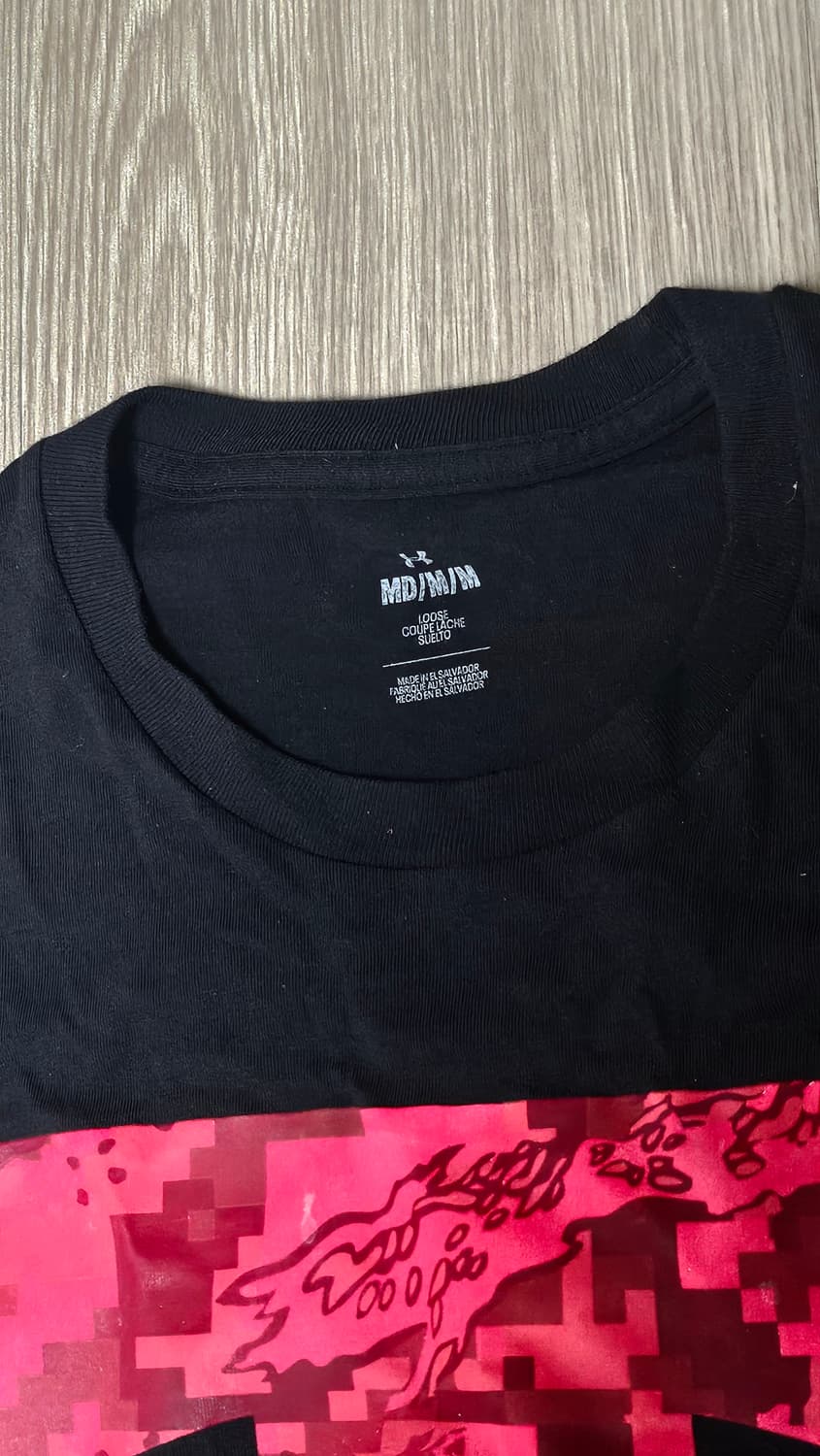 정품)언더아머 머슬핏 반팔 m사이즈 상품이미지2